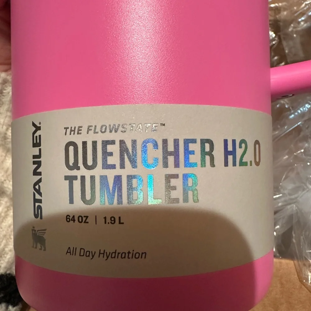 64 oz “Pink Popsicle” Stanley-Stainless Steel H2.0 Flowstate Quencher - Picture 7 of 7